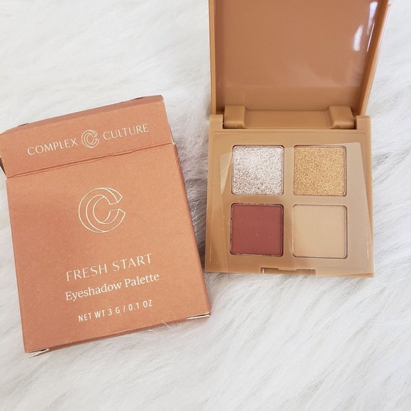 Ipsy bag with 5 new beauty products, eyeshadow, primer, face mask & mud mask - Picture 7 of 14